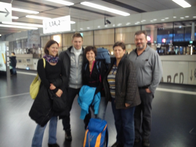 Abschiedsdelegation am Flughafen Wien