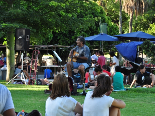 lauschige Musik im Park Buenos Aires