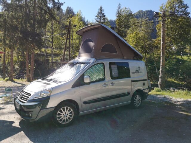 Fiat Scudo Van mit Schlafdach