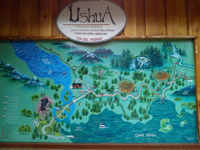 Die schön stilisierte Übersichtskarte des Nationalparks hängt gleich am Eingang des Refugios.
