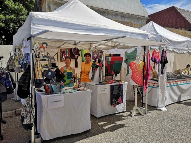 Auf diesem Markt durfte ich eine liebe Freundin, Franziska von Näh & Strick, begleiten und einen Markttag von früh bis spät miterleben. Ein spannendes Erlebnis!